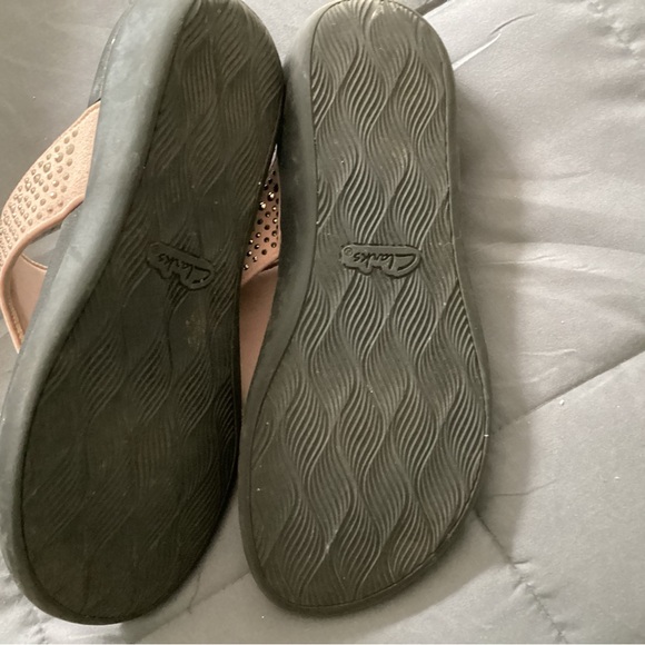 Clarks Cloudsteppers Size 8. -2 - Picture 3 of 4